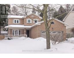 369 HAREWOOD BOULEVARD, Newmarket, Ontario