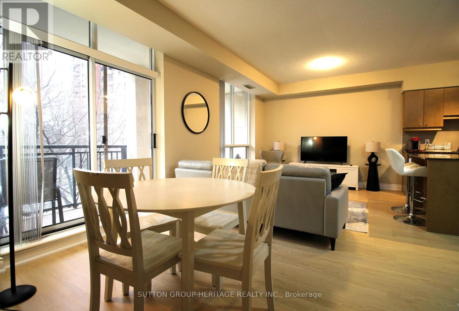 211 - 1105 Leslie Street, Toronto, Ontario  M3C 4G9 - Photo 3 - C12870518