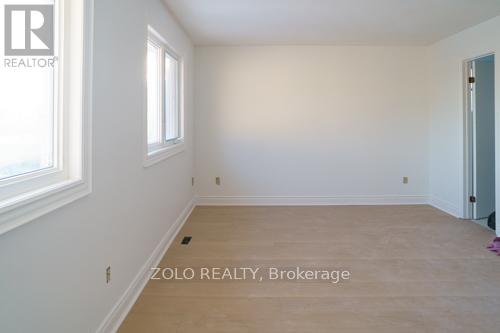 655 Paragon Place E, Mississauga, Ontario  L5B 2Z6 - Photo 13 - W12842254