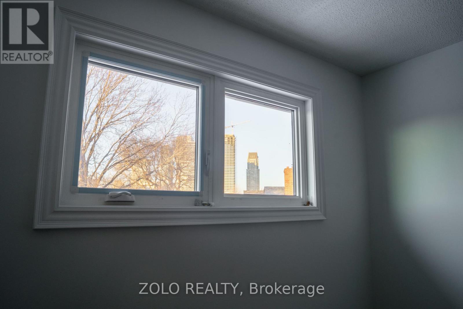 655 Paragon Place E, Mississauga, Ontario  L5B 2Z6 - Photo 18 - W12842254