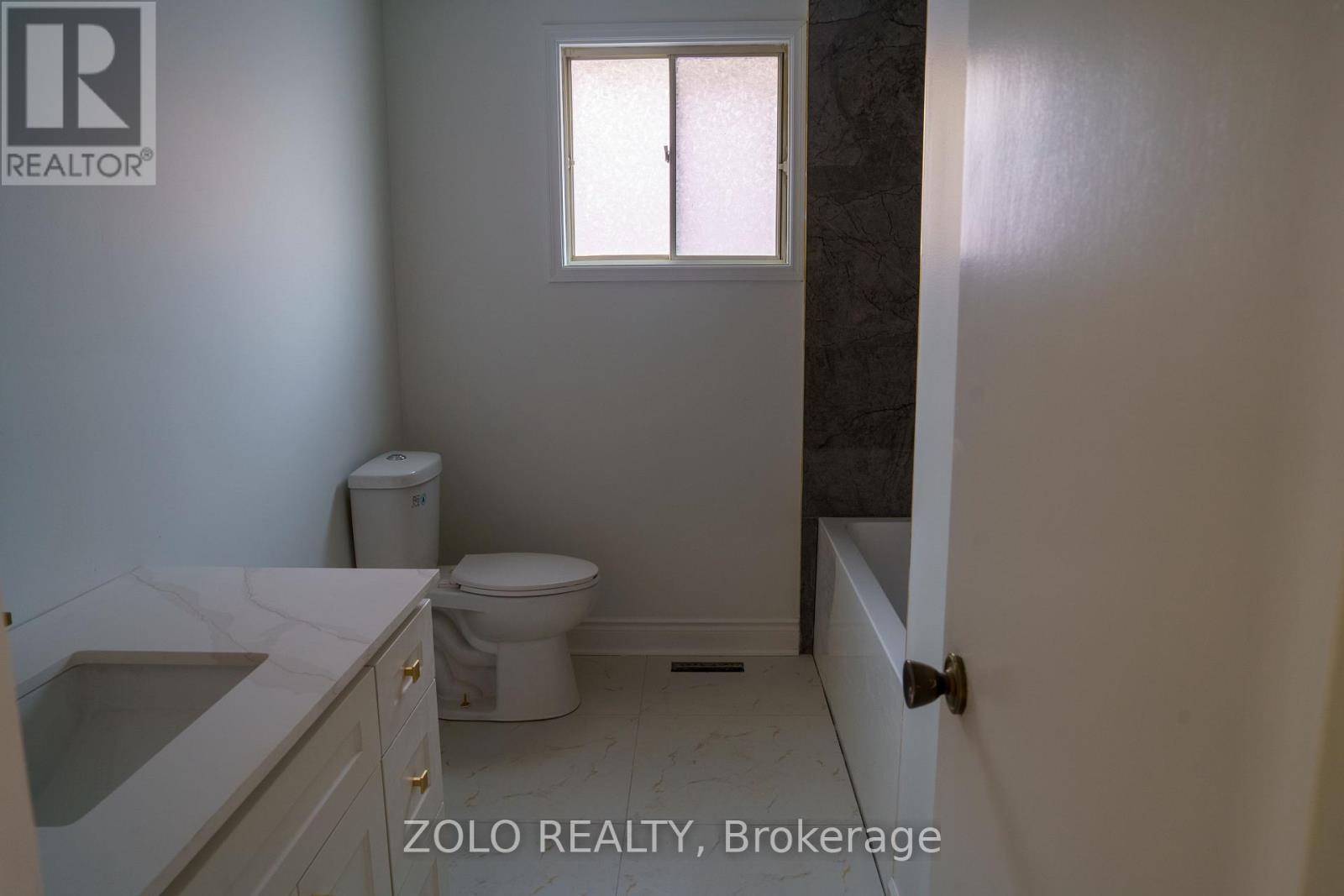 655 Paragon Place E, Mississauga, Ontario  L5B 2Z6 - Photo 23 - W12842254