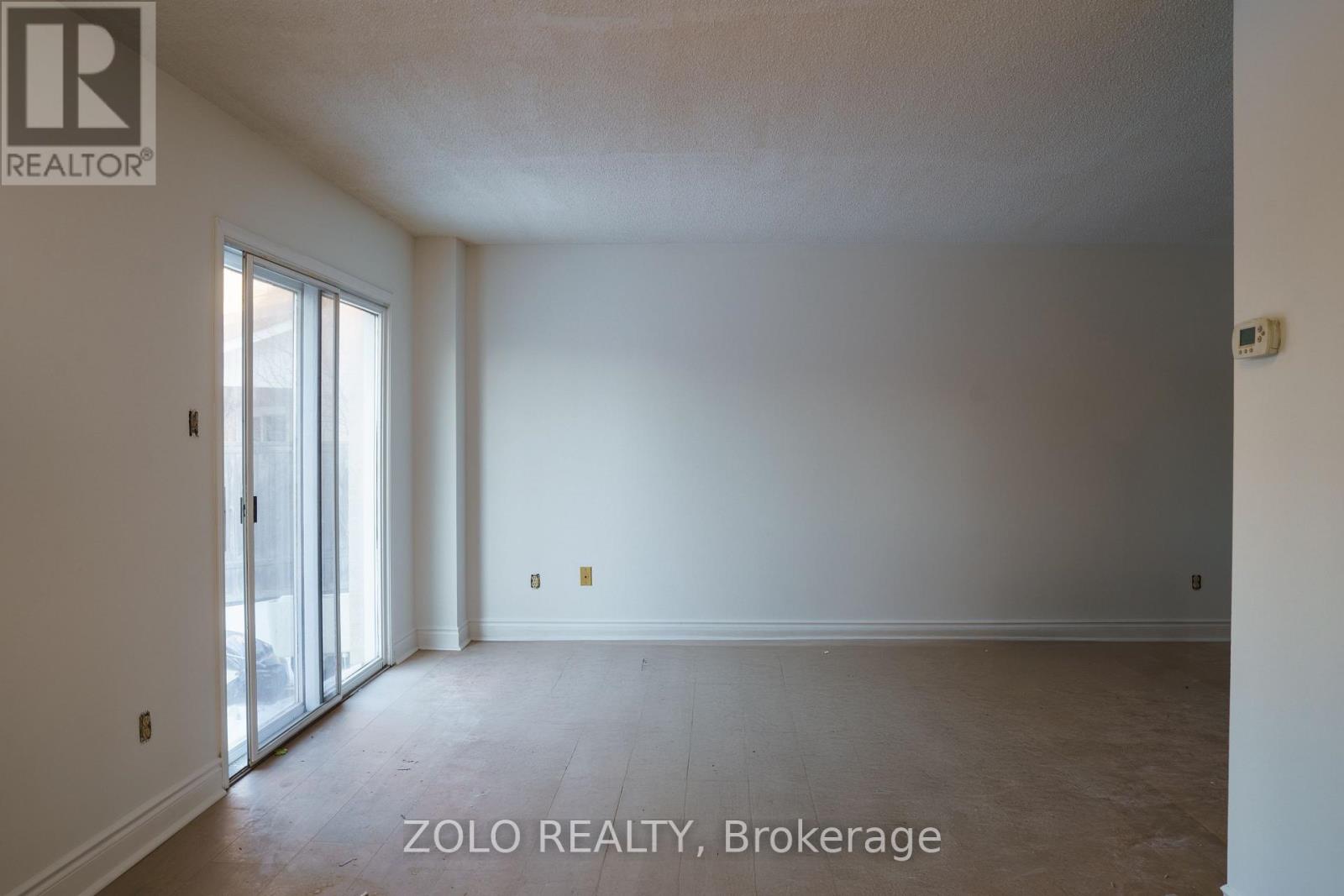 655 Paragon Place E, Mississauga, Ontario  L5B 2Z6 - Photo 9 - W12842254