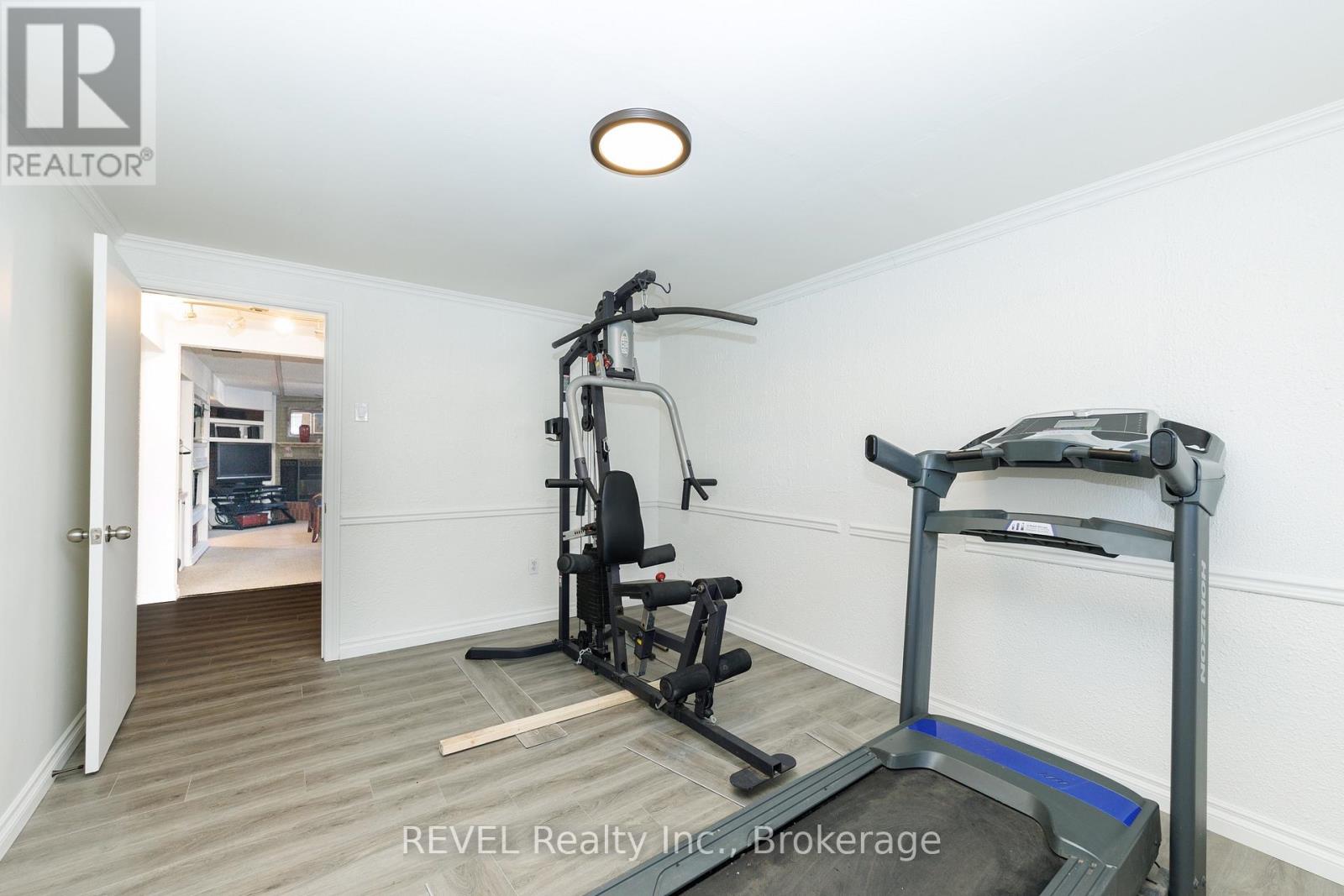 775 Greg Drive, Burlington (Shoreacres), Ontario  L7L 5G1 - Photo 22 - W12774390