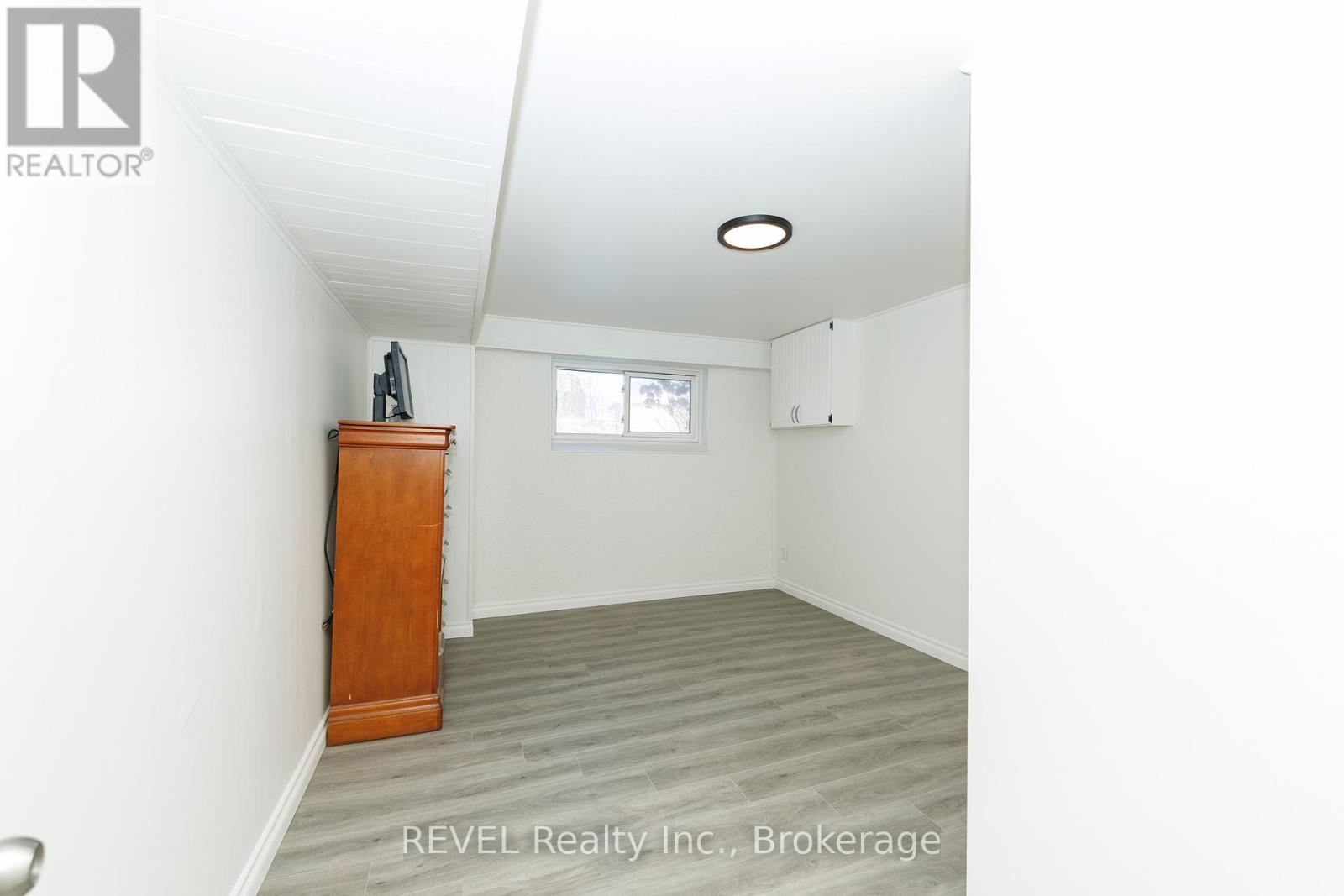 775 Greg Drive, Burlington (Shoreacres), Ontario  L7L 5G1 - Photo 23 - W12774390