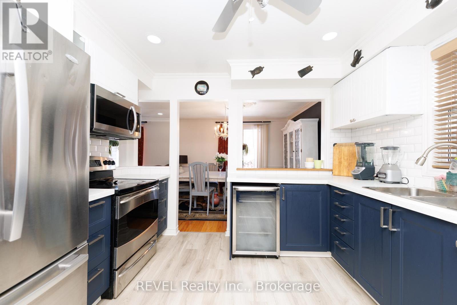 775 Greg Drive, Burlington (Shoreacres), Ontario  L7L 5G1 - Photo 6 - W12774390