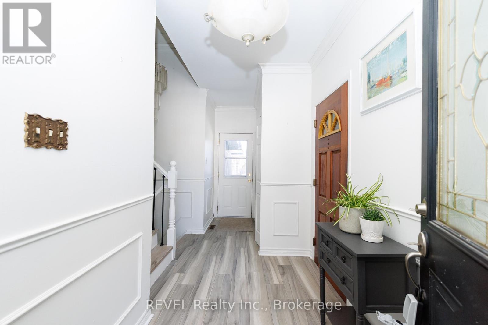 775 Greg Drive, Burlington (Shoreacres), Ontario  L7L 5G1 - Photo 3 - W12774390