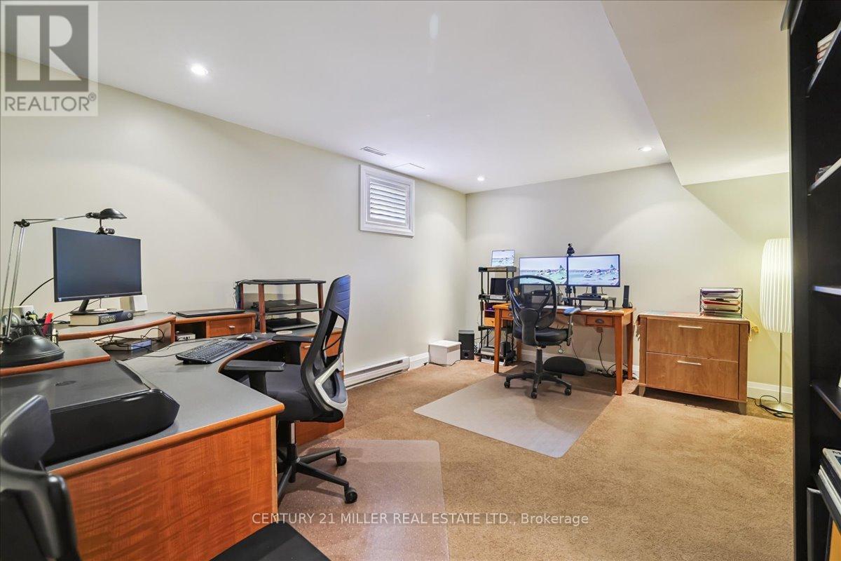 2356 Mowat Avenue, Oakville (Ro River Oaks), Ontario  L6H 5X3 - Photo 31 - W12898392