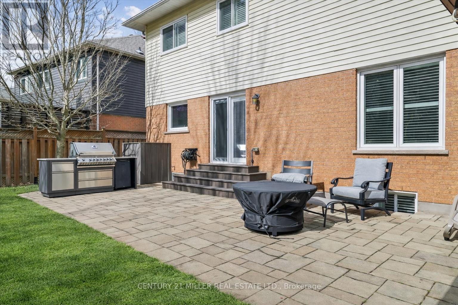 2356 Mowat Avenue, Oakville (Ro River Oaks), Ontario  L6H 5X3 - Photo 37 - W12898392