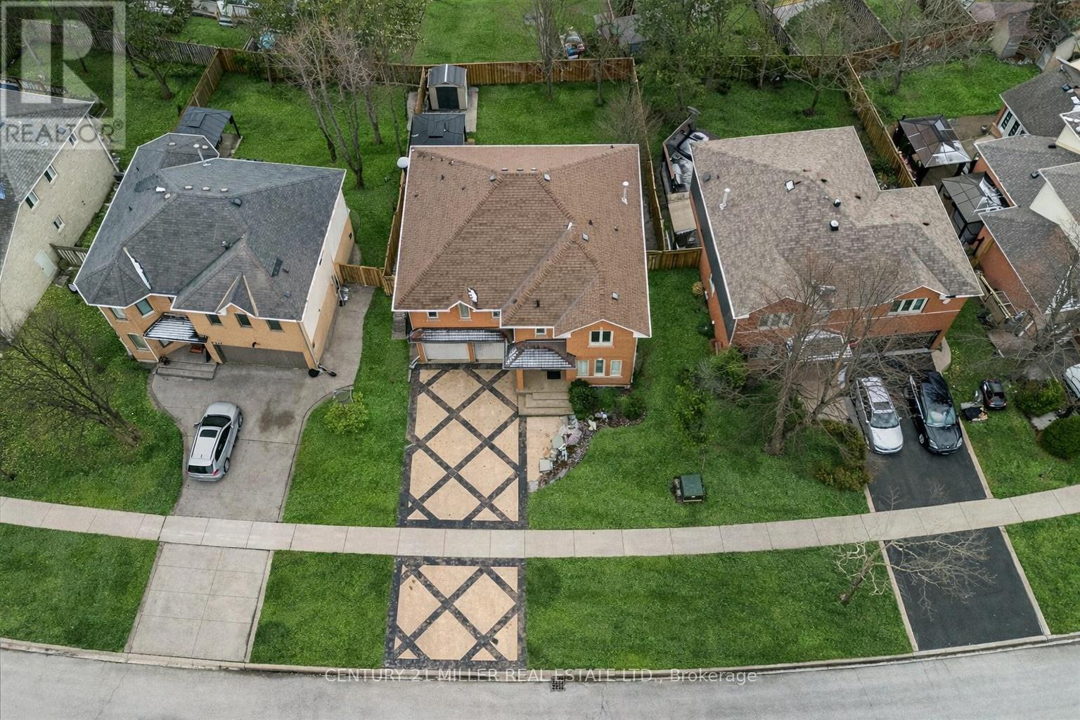 2356 Mowat Avenue, Oakville (Ro River Oaks), Ontario  L6H 5X3 - Photo 41 - W12898392