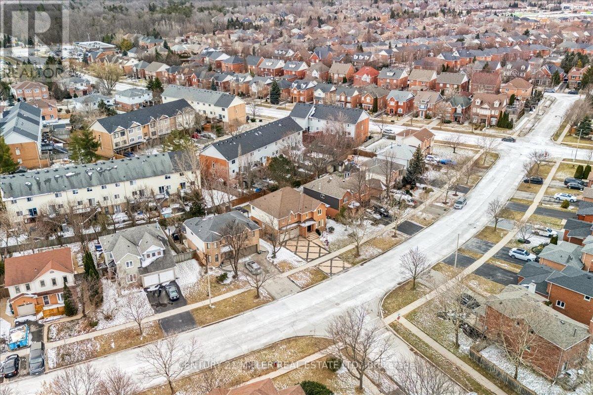 2356 Mowat Avenue, Oakville (Ro River Oaks), Ontario  L6H 5X3 - Photo 44 - W12898392