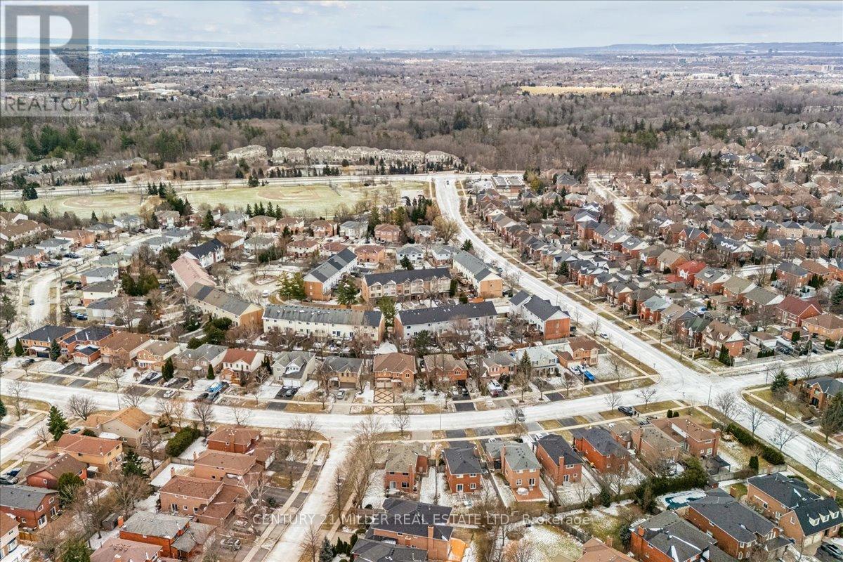 2356 Mowat Avenue, Oakville (Ro River Oaks), Ontario  L6H 5X3 - Photo 45 - W12898392