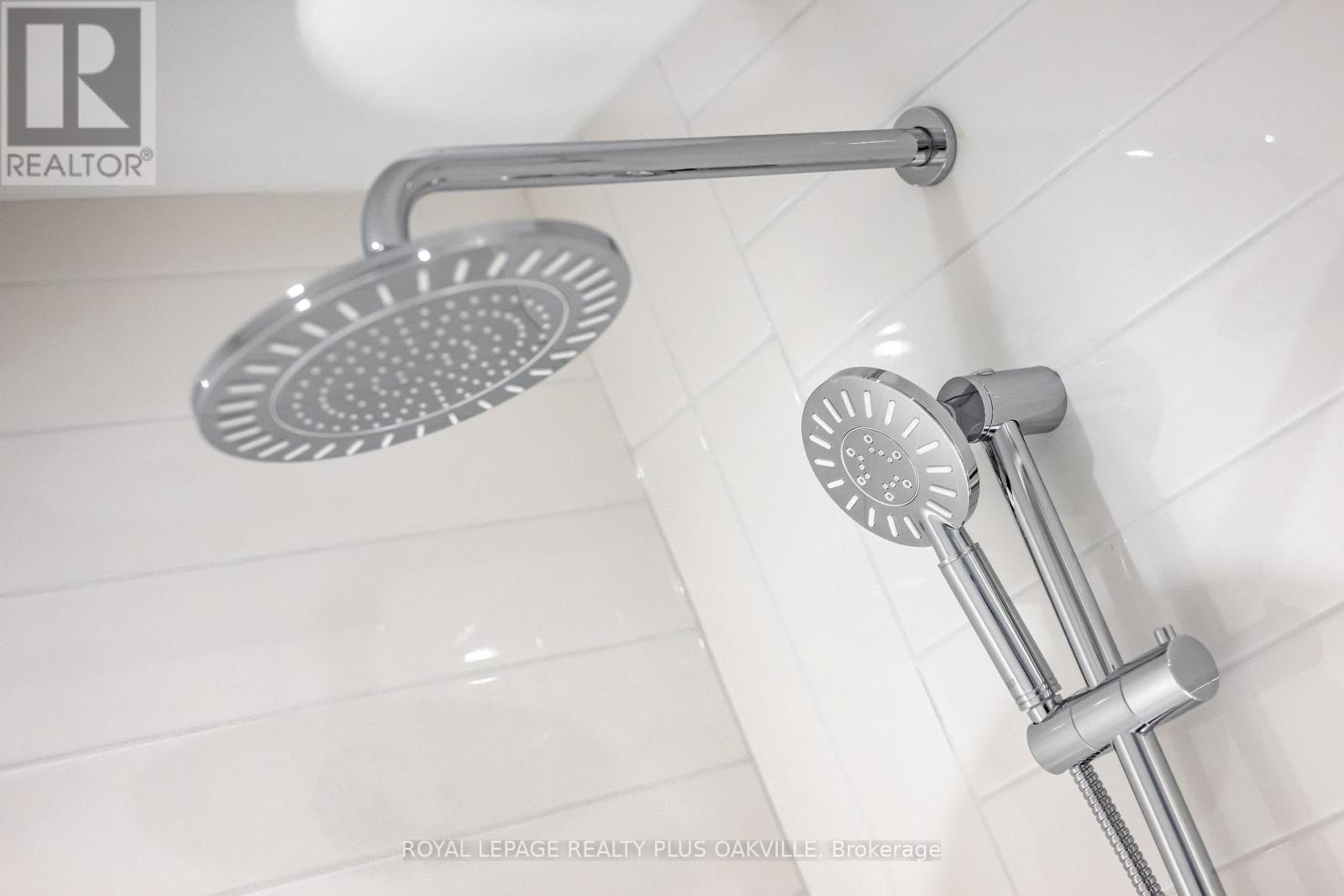 1505 - 505 Webb Drive, Mississauga (City Centre), Ontario  L5B 4A4 - Photo 25 - W12898412