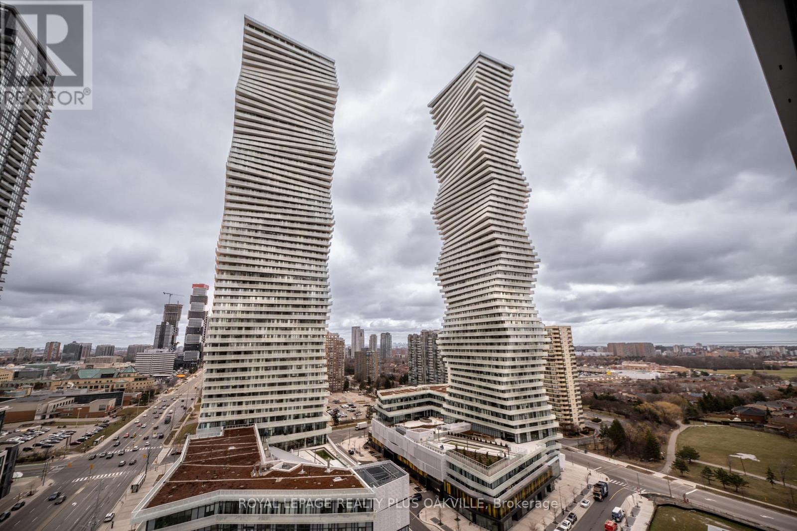 1505 - 505 Webb Drive, Mississauga (City Centre), Ontario  L5B 4A4 - Photo 29 - W12898412