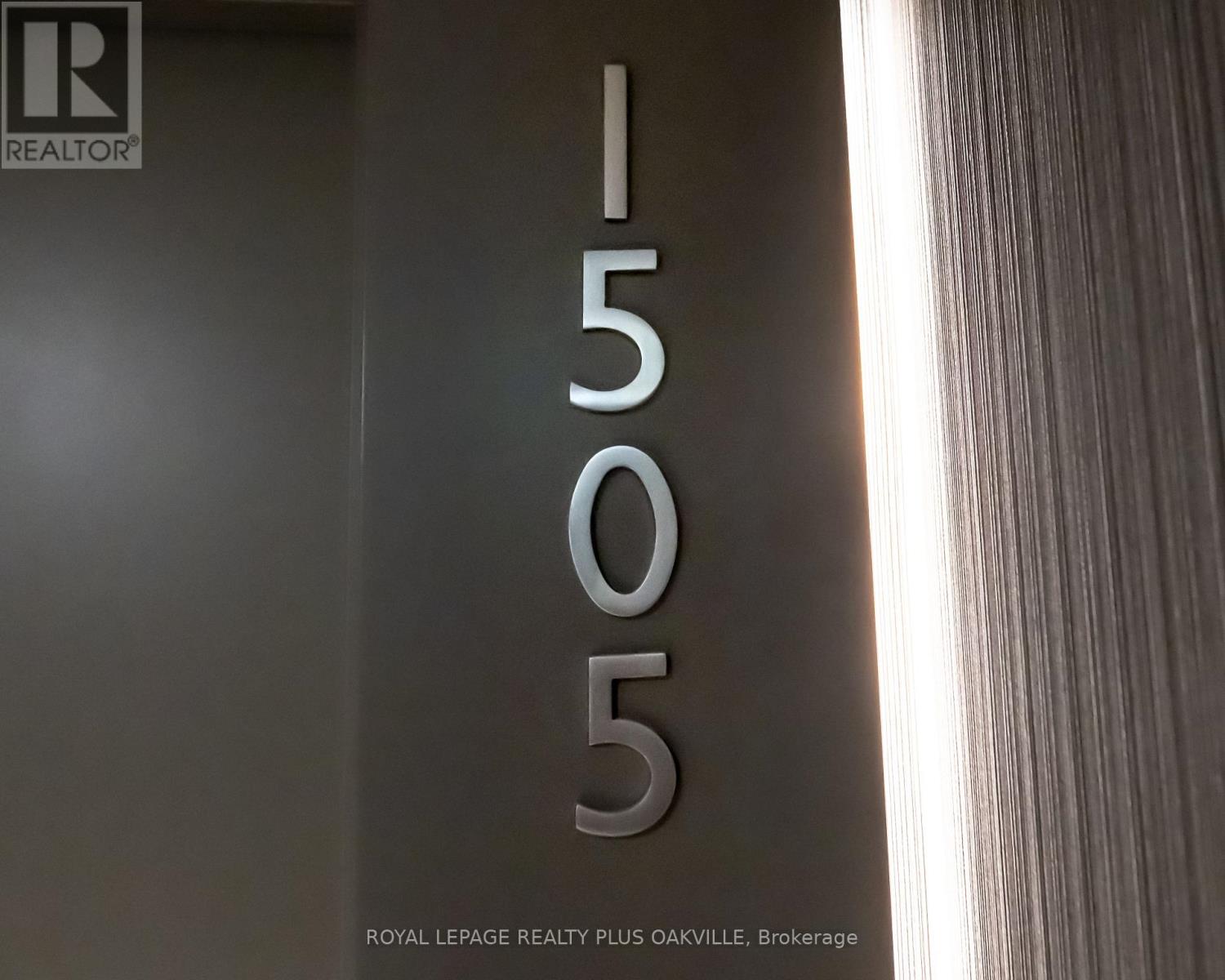 1505 - 505 Webb Drive, Mississauga (City Centre), Ontario  L5B 4A4 - Photo 3 - W12898412