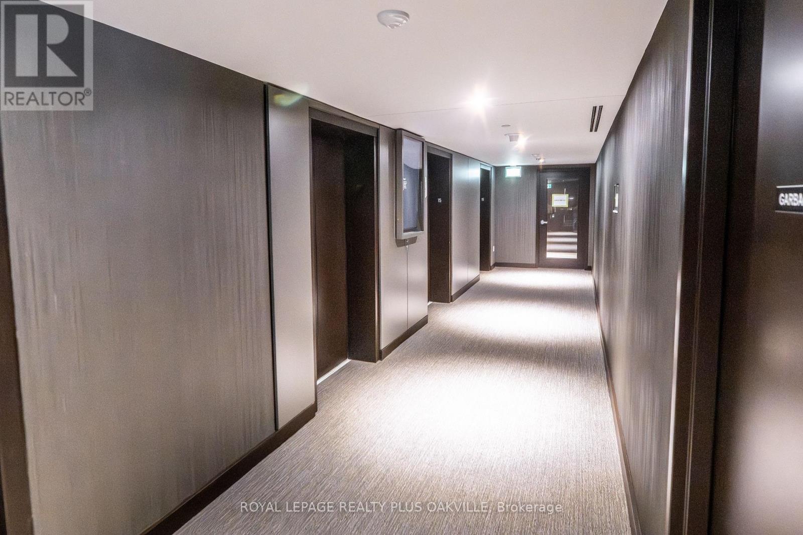 1505 - 505 Webb Drive, Mississauga (City Centre), Ontario  L5B 4A4 - Photo 35 - W12898412