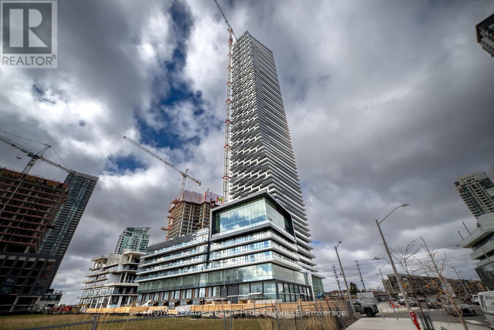 1505 - 505 Webb Drive, Mississauga (City Centre), Ontario  L5B 4A4 - Photo 46 - W12898412