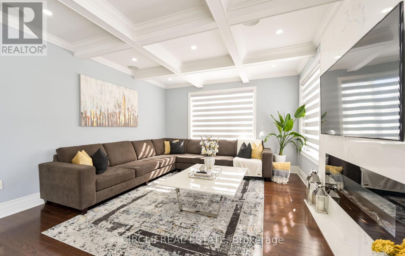 2 Learmont Avenue, Caledon, Ontario  L7C 3N3 - Photo 10 - W12898418