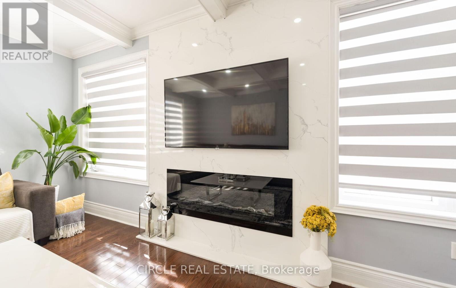 2 Learmont Avenue, Caledon, Ontario  L7C 3N3 - Photo 11 - W12898418