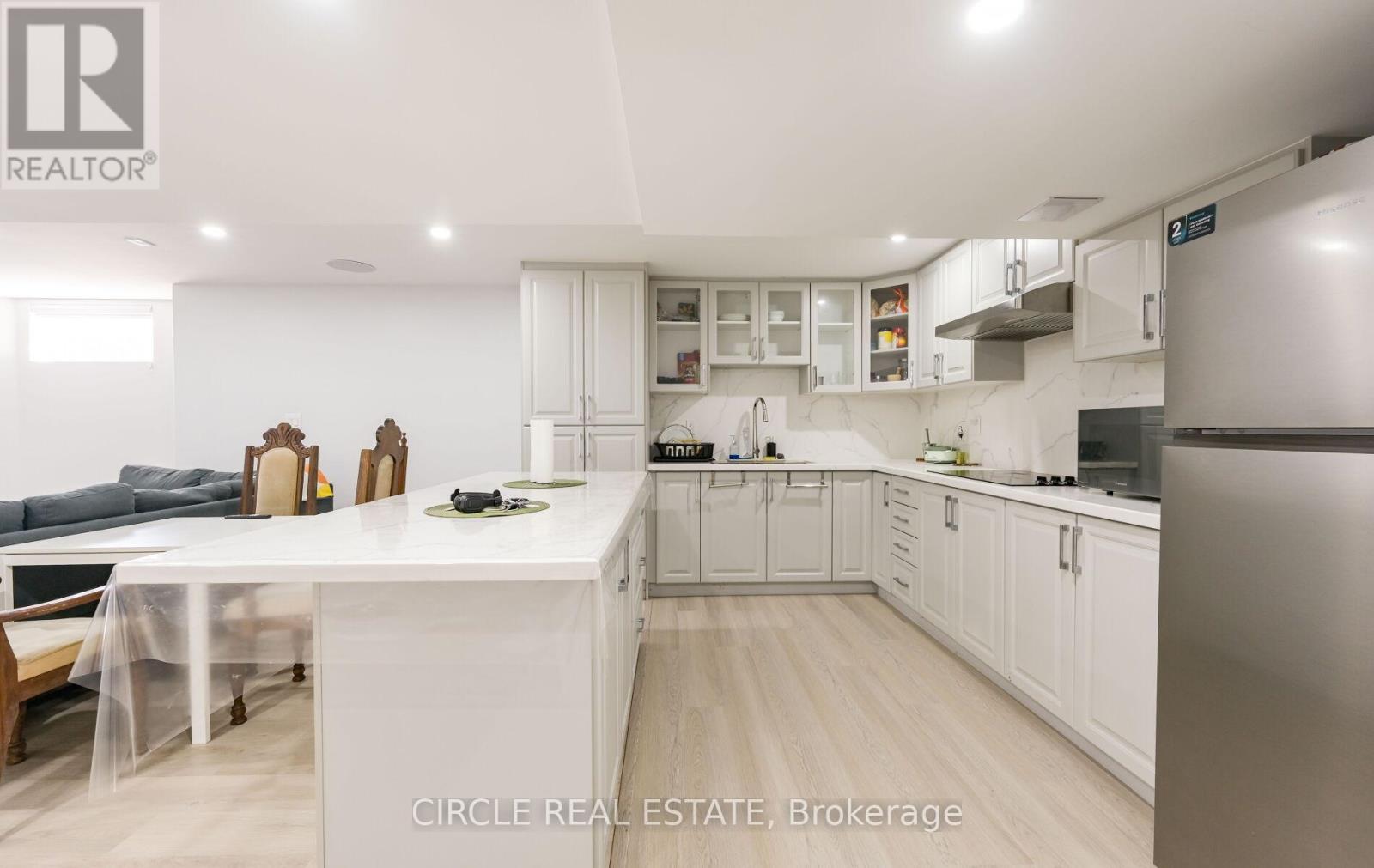 2 Learmont Avenue, Caledon, Ontario  L7C 3N3 - Photo 41 - W12898418