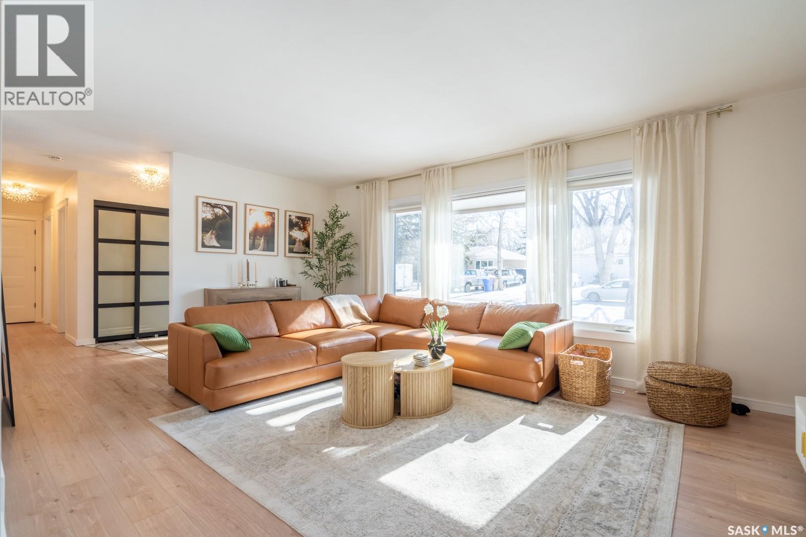 72 Dolphin Bay, Regina, Saskatchewan  S4S 4Z8 - Photo 6 - SK030551