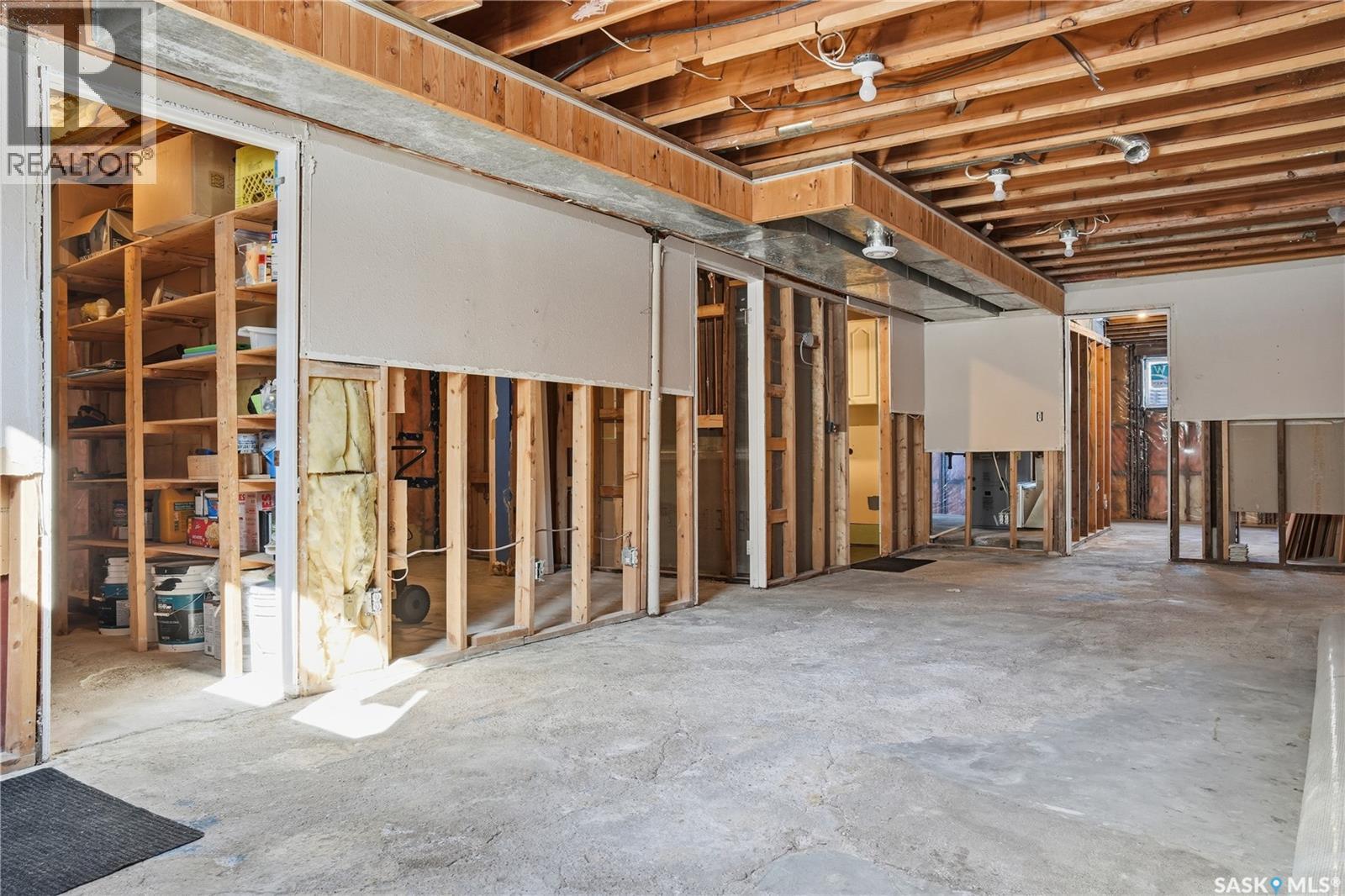 82 Burton Street, Grand Coulee, Saskatchewan  S4M 0A3 - Photo 34 - SK030507