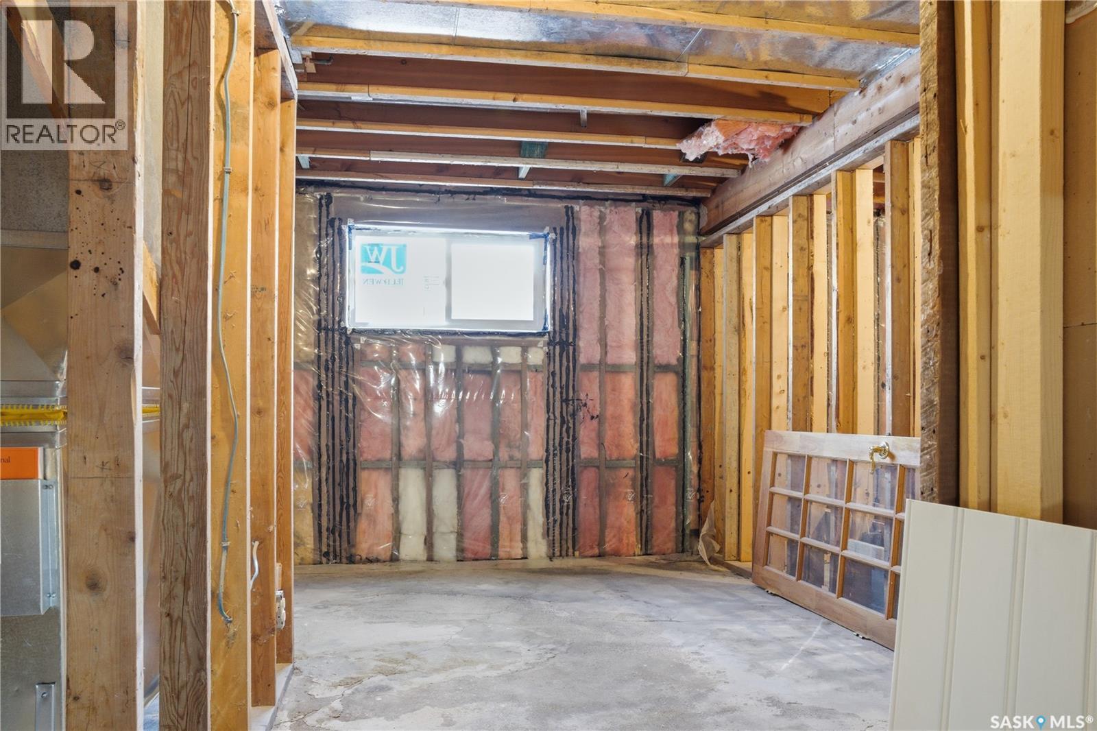 82 Burton Street, Grand Coulee, Saskatchewan  S4M 0A3 - Photo 42 - SK030507