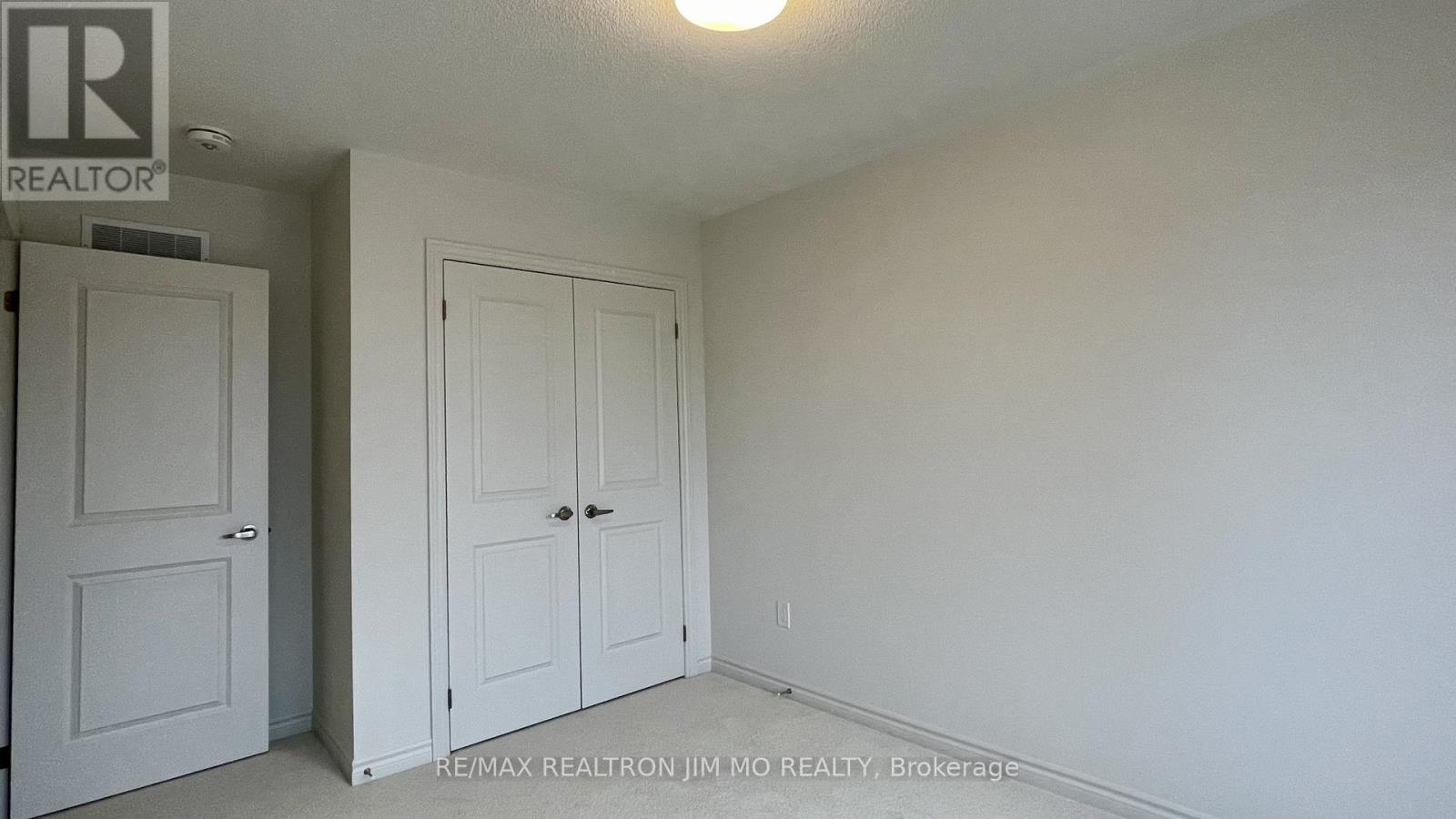 100 Sanderson Drive, Kawartha Lakes, Ontario  K9V 0S8 - Photo 20 - X12898160