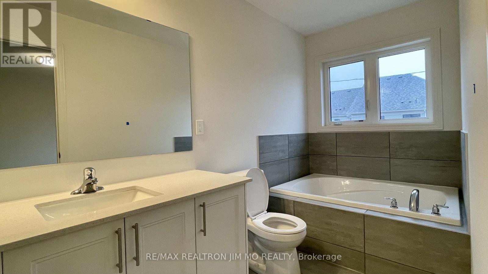 100 Sanderson Drive, Kawartha Lakes, Ontario  K9V 0S8 - Photo 33 - X12898160