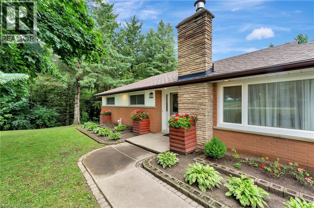 4 Sixth Concession Road, Burford, Ontario  N3T 5L7 - Photo 2 - 40813168