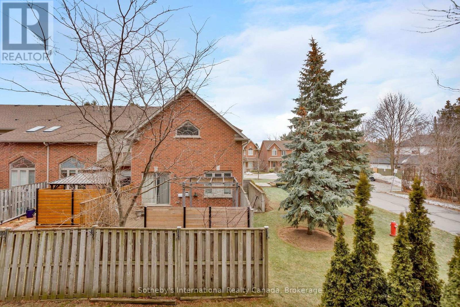 219 - 262 Dundas Street E, Hamilton (Waterdown), Ontario  L8B 1A9 - Photo 26 - X12898504