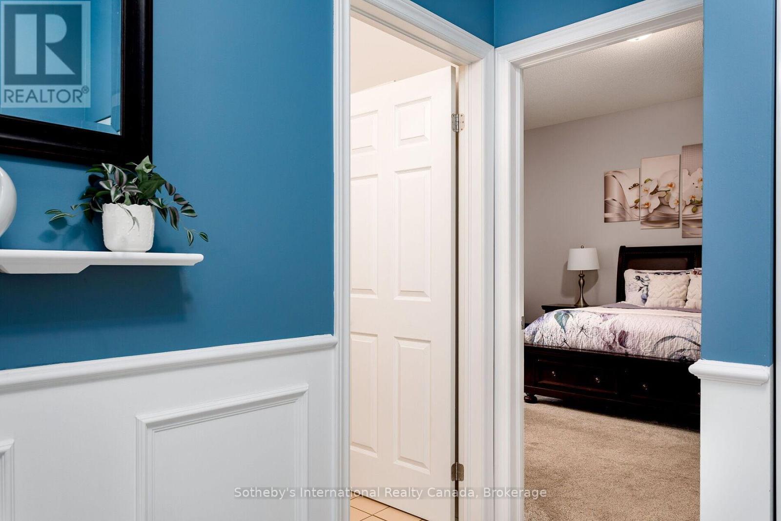 219 - 262 Dundas Street E, Hamilton (Waterdown), Ontario  L8B 1A9 - Photo 35 - X12898504