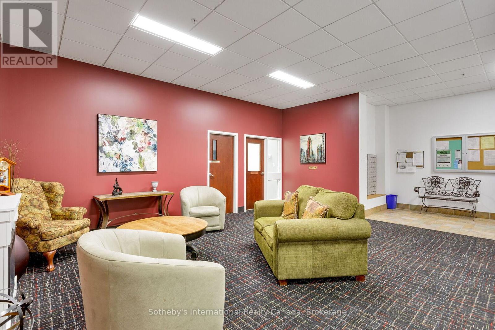 219 - 262 Dundas Street E, Hamilton (Waterdown), Ontario  L8B 1A9 - Photo 43 - X12898504