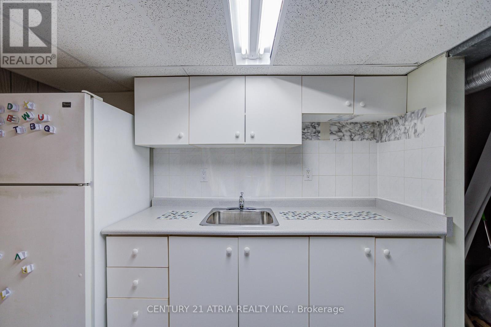 154 Freshmeadow Drive, Toronto, Ontario  M2H 2R1 - Photo 28 - C12895230