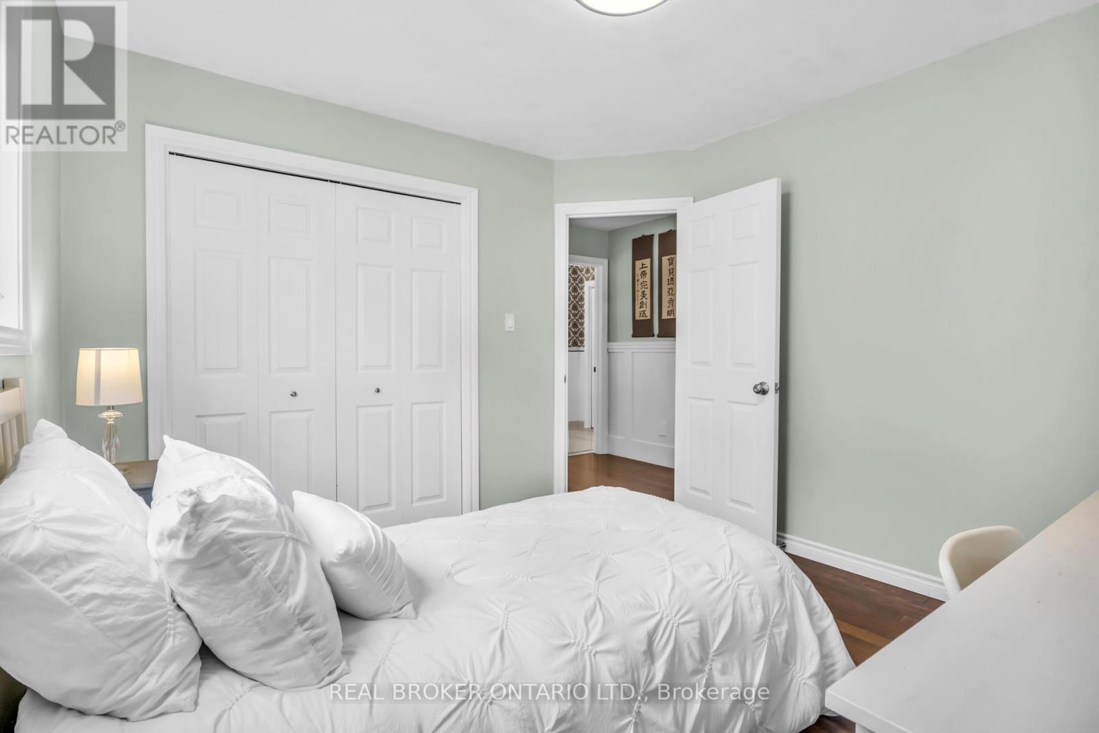 11 Raising Mill Gate, Woolwich, Ontario  N3B 3K8 - Photo 25 - X12896980