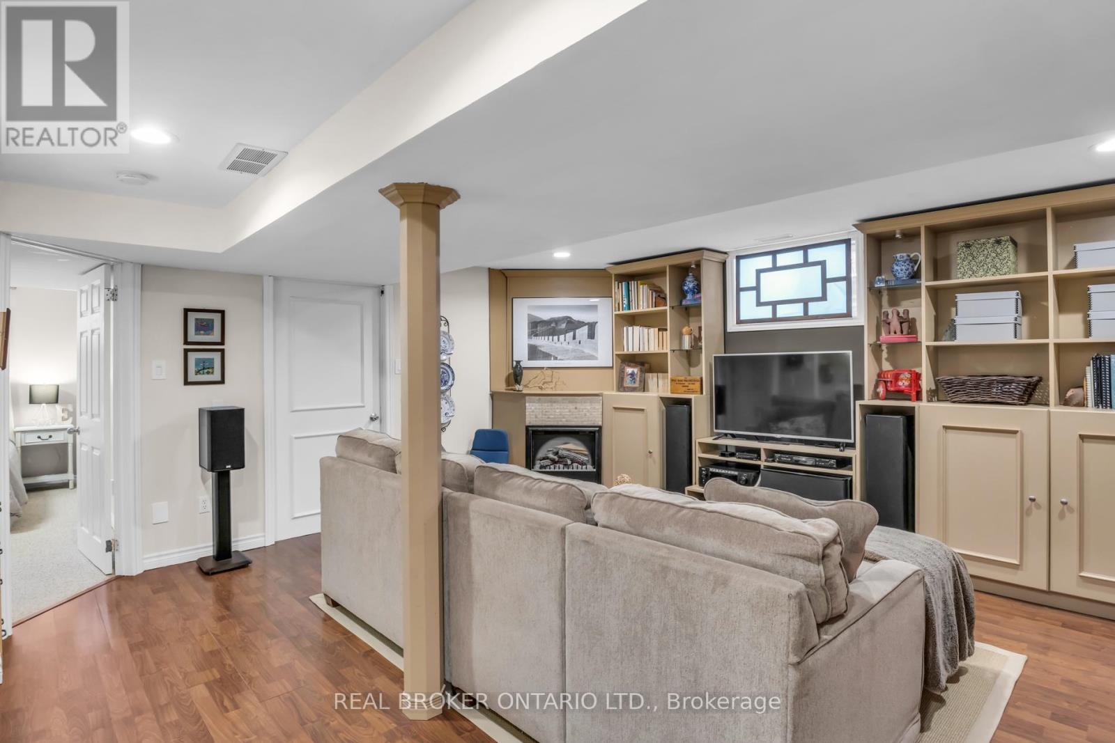 11 Raising Mill Gate, Woolwich, Ontario  N3B 3K8 - Photo 30 - X12896980