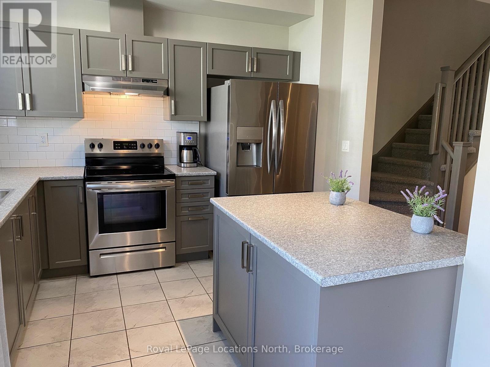 5 Kennedy Avenue, Collingwood, Ontario  L9Y 0Z5 - Photo 11 - S12898488