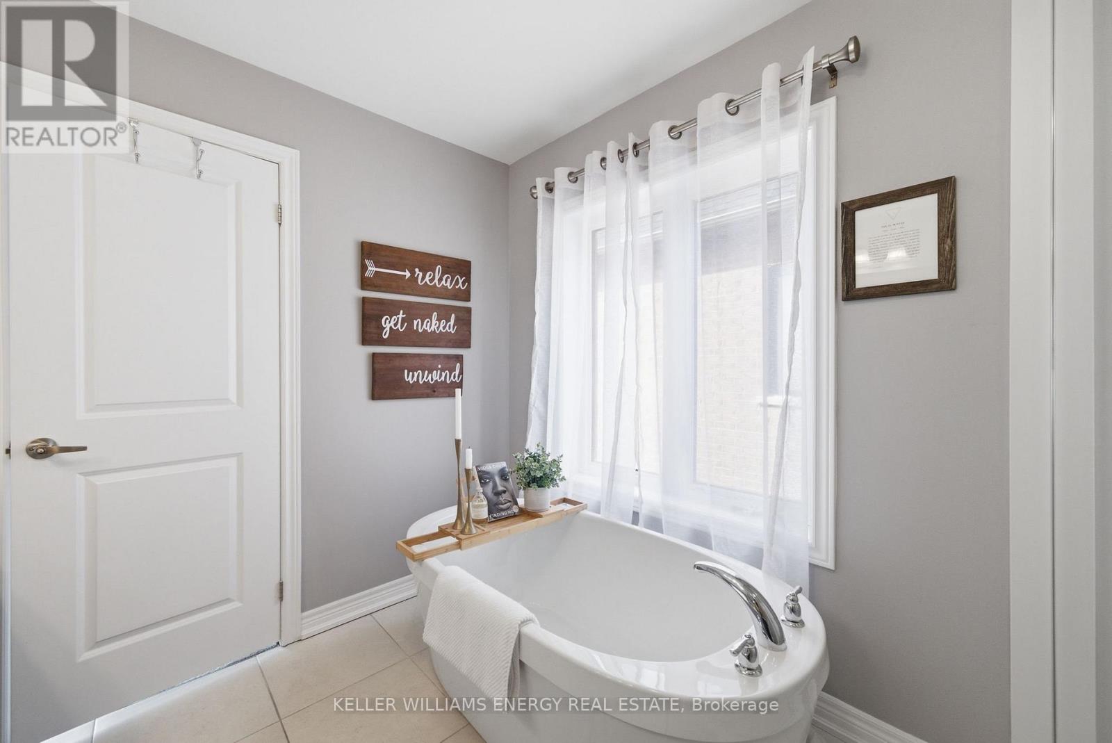 95 Dorian Drive, Whitby, Ontario  L1P 0C8 - Photo 27 - E12898472