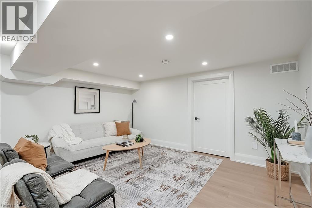 251 Glen Afton Drive, Burlington, Ontario  L7L 1G8 - Photo 42 - 40812768