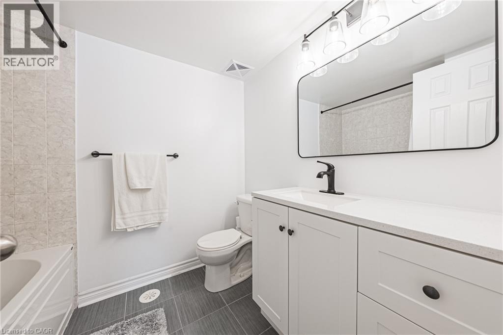 2420 Baronwood Drive Unit# 13-04, Oakville, Ontario  L6M 0J7 - Photo 18 - 40812089