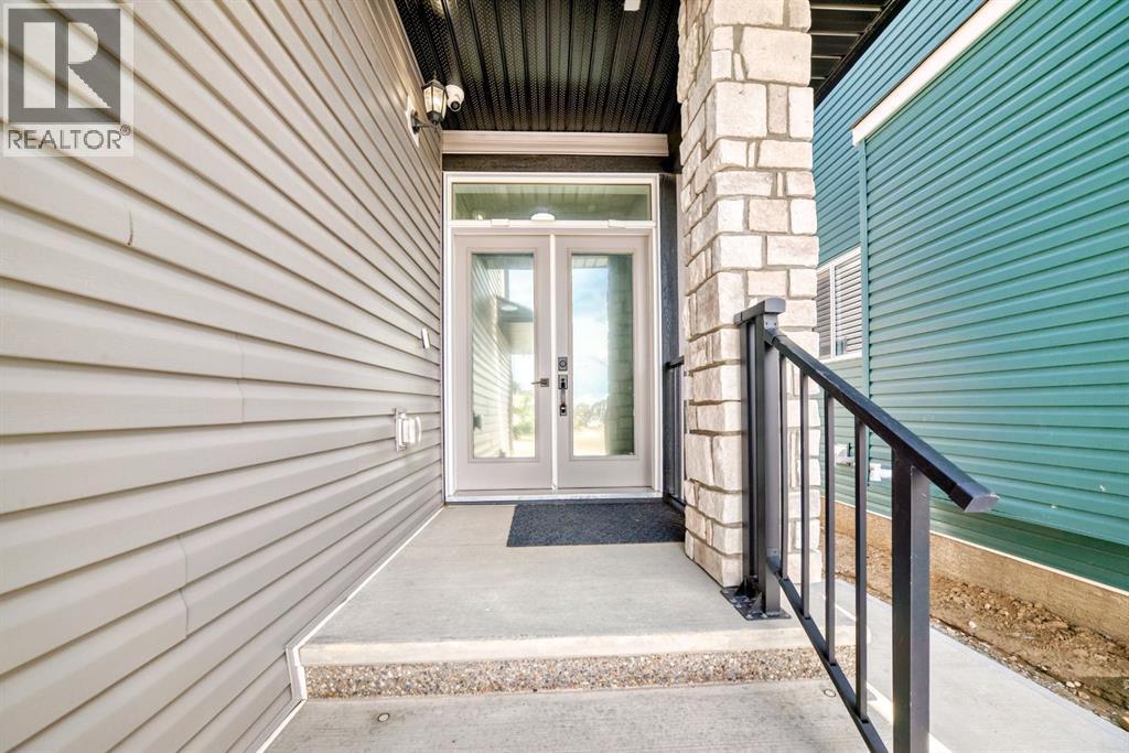 127 Saddlecrest Grove Ne, Calgary, Alberta  T3J 2K3 - Photo 3 - A2268748