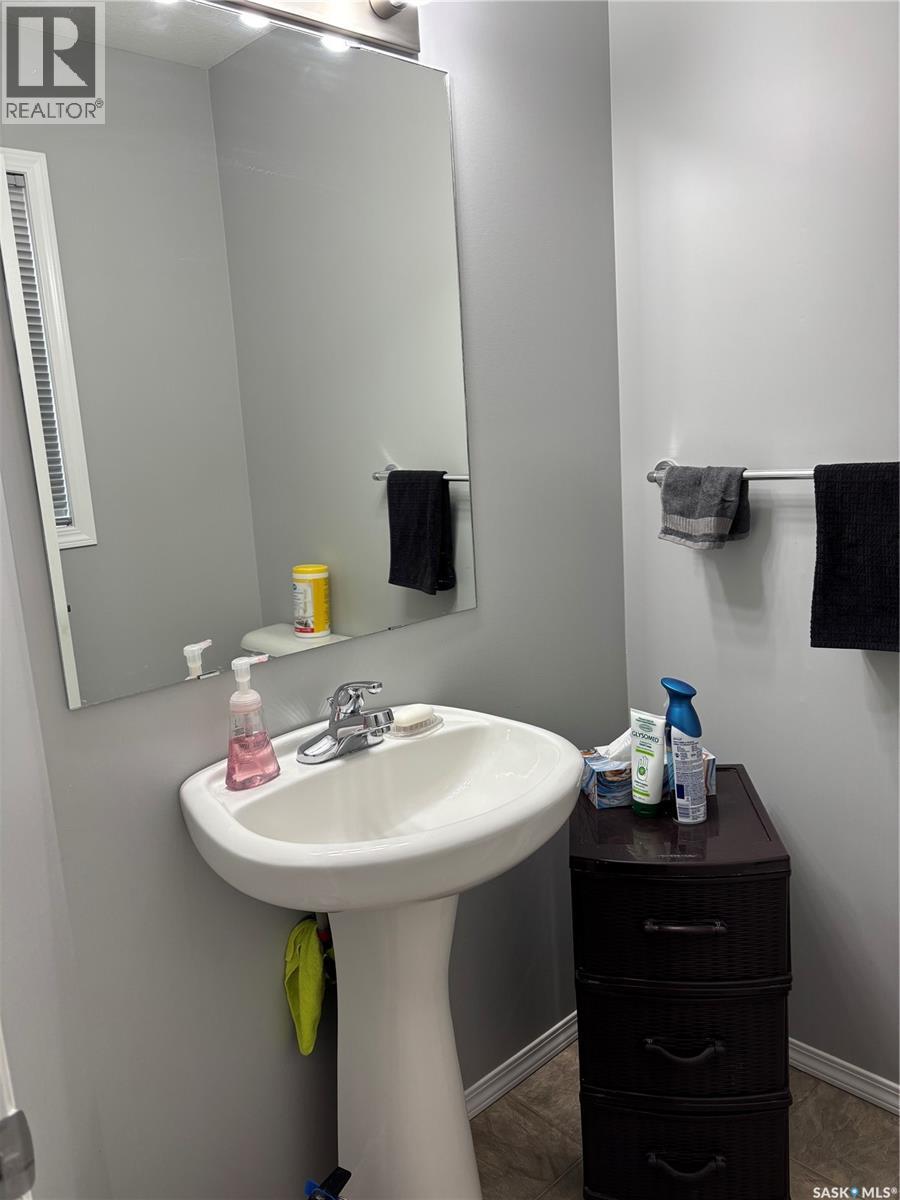 302 851 Chester Road, Moose Jaw, Saskatchewan  S6H 0A4 - Photo 15 - SK030191