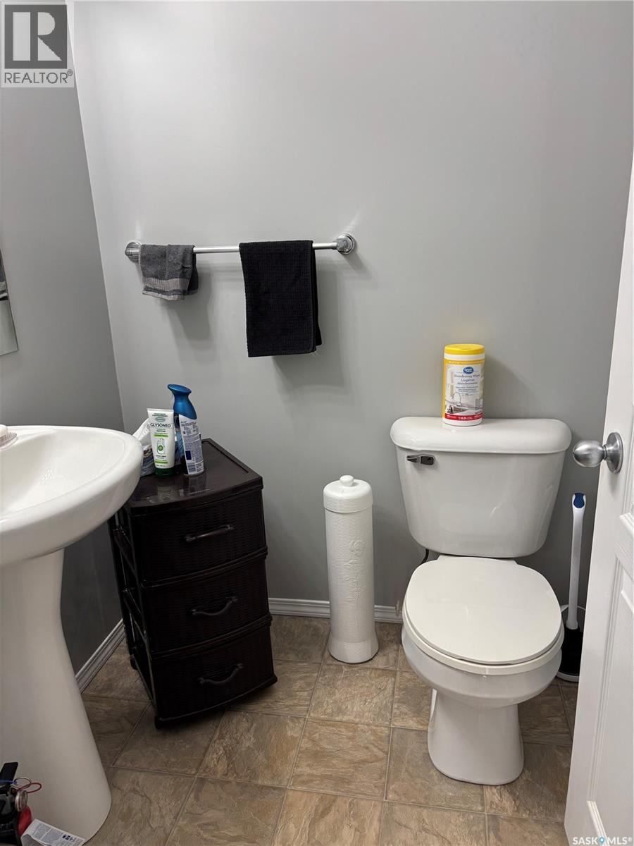 302 851 Chester Road, Moose Jaw, Saskatchewan  S6H 0A4 - Photo 14 - SK030191