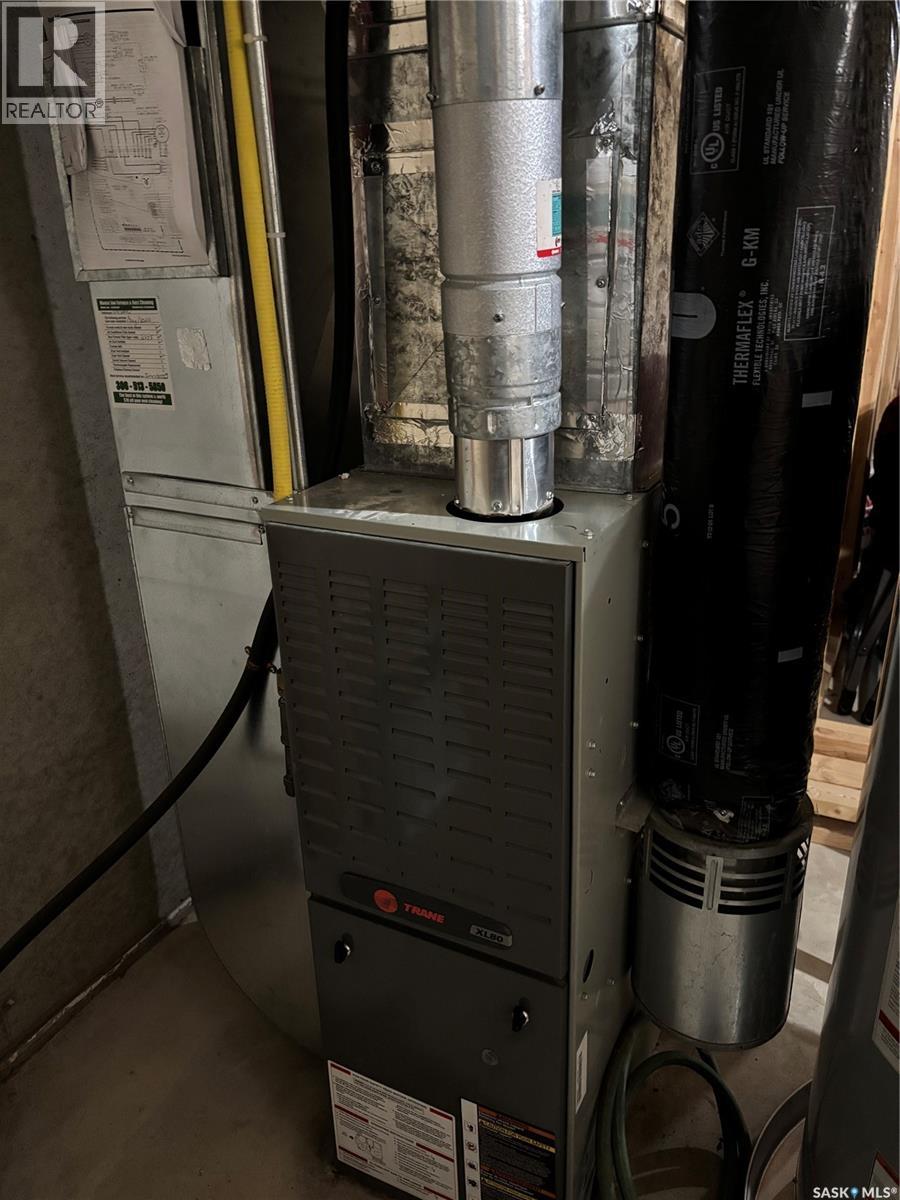 302 851 Chester Road, Moose Jaw, Saskatchewan  S6H 0A4 - Photo 33 - SK030191