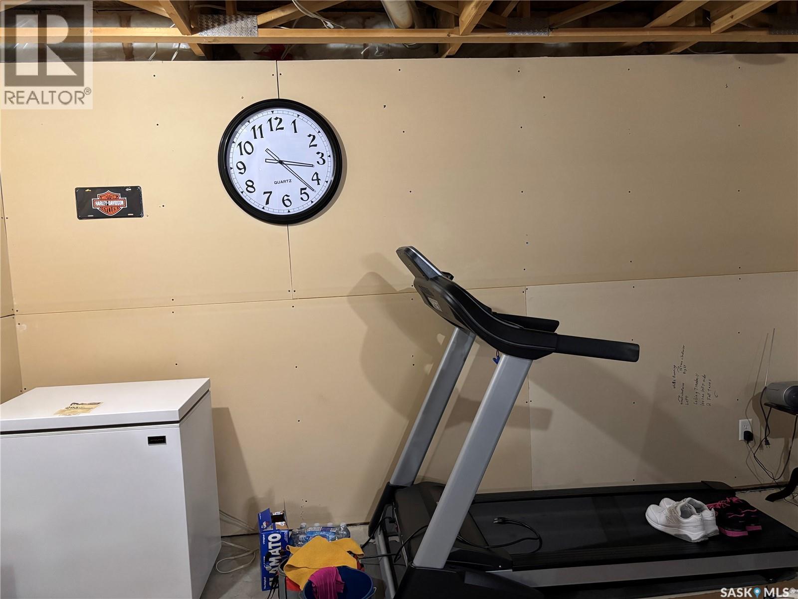 302 851 Chester Road, Moose Jaw, Saskatchewan  S6H 0A4 - Photo 32 - SK030191