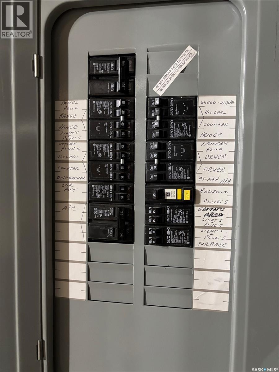 302 851 Chester Road, Moose Jaw, Saskatchewan  S6H 0A4 - Photo 34 - SK030191