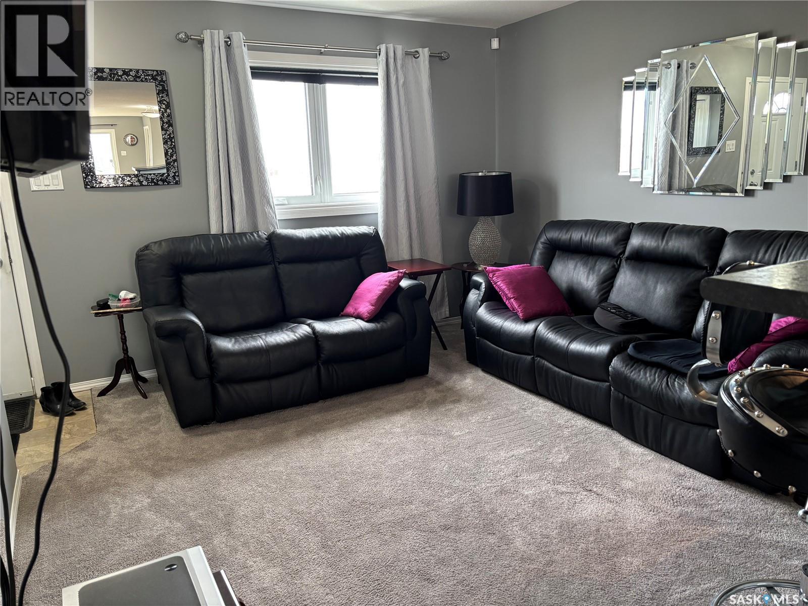 302 851 Chester Road, Moose Jaw, Saskatchewan  S6H 0A4 - Photo 5 - SK030191