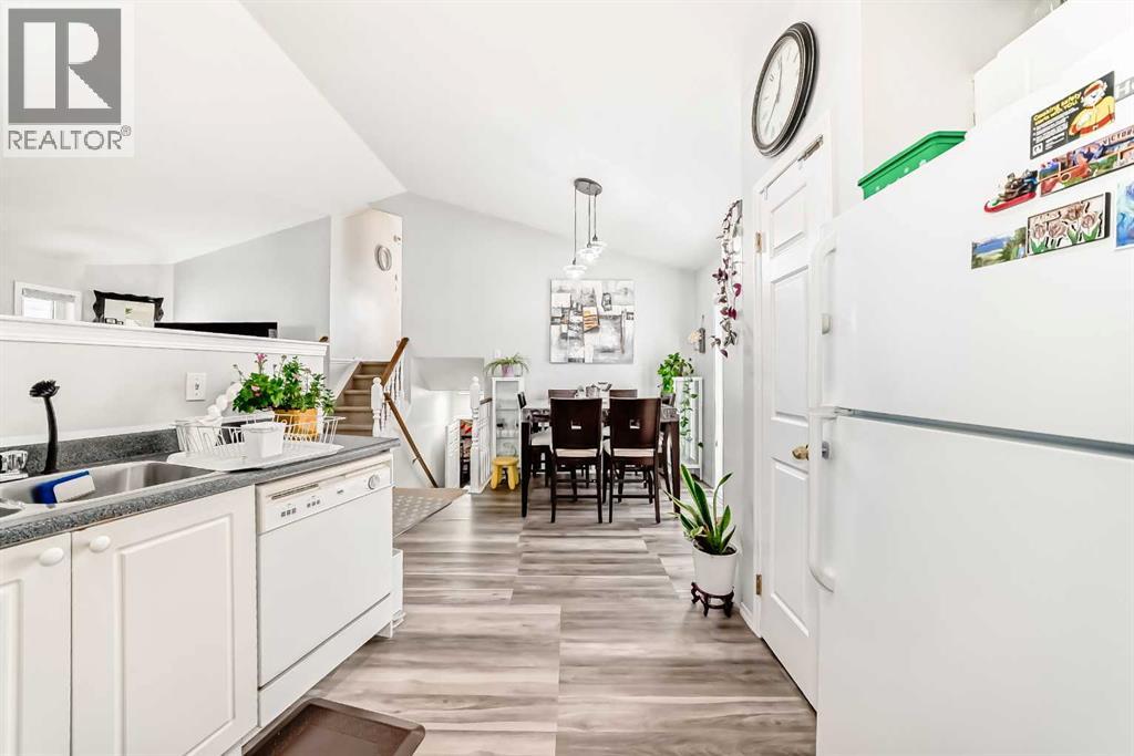 241 Los Alamos Place NE, Calgary, Alberta  T1Y 7G7 - Photo 14 - A2280426