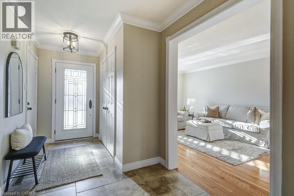 2444 Butternut Crescent, Burlington, Ontario  L7M 3L9 - Photo 5 - 40809476