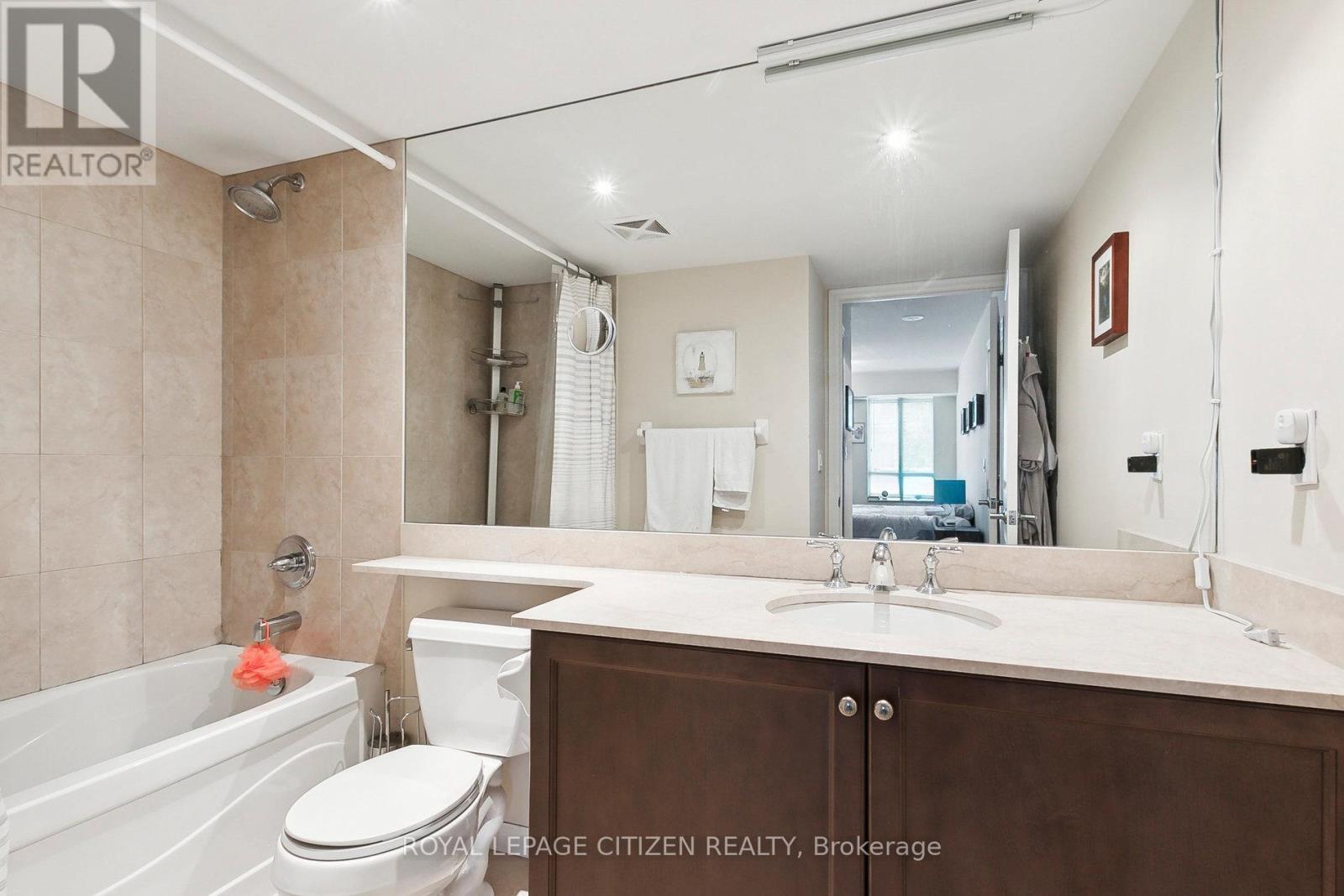 121 - 900 Mount Pleasant Road, Toronto, Ontario  M4P 3J9 - Photo 33 - C12898456