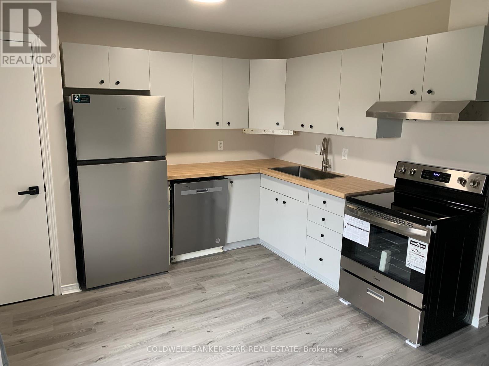 27 Steele Street, St. Thomas, Ontario  N5R 2Y2 - Photo 10 - X12898430